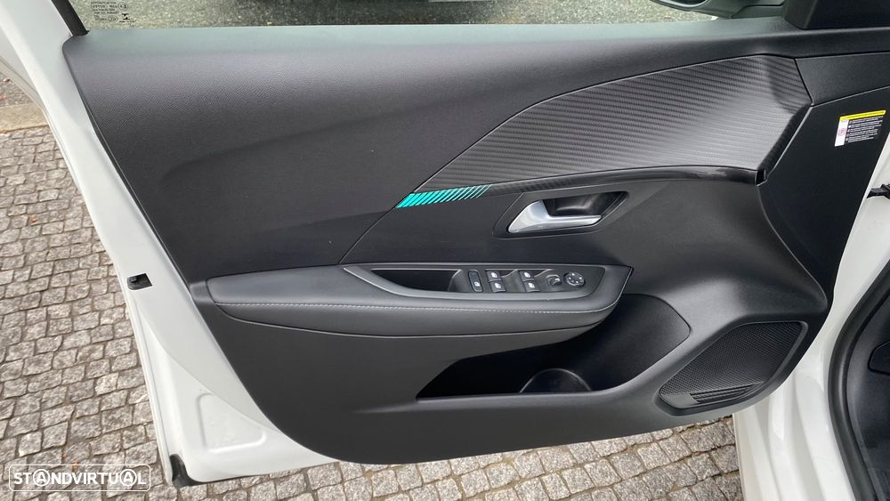 Peugeot e-208 50 kWh Allure Pack - 16