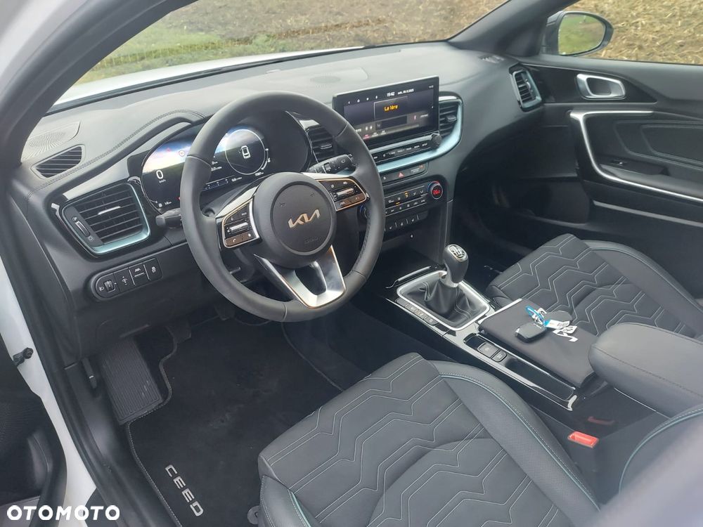 Kia Ceed 1.0 T-GDI OPF Edition 7 - 11