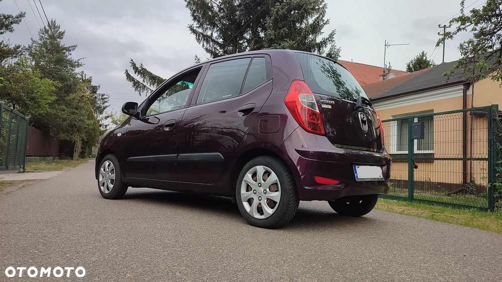 Hyundai i10 1.1 Edition 20 - 25