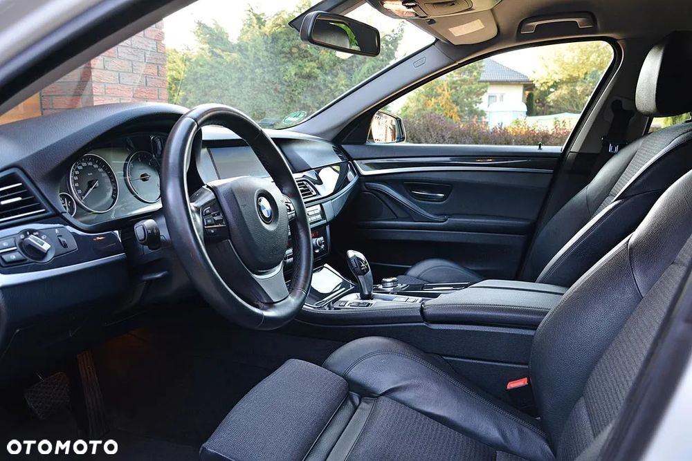 BMW Seria 5 520d Touring BluePerformance Sport-Aut - 21