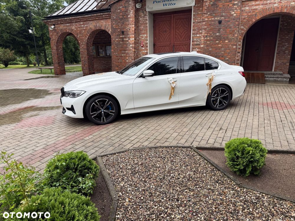 BMW Seria 3 330i Sport Line sport - 18