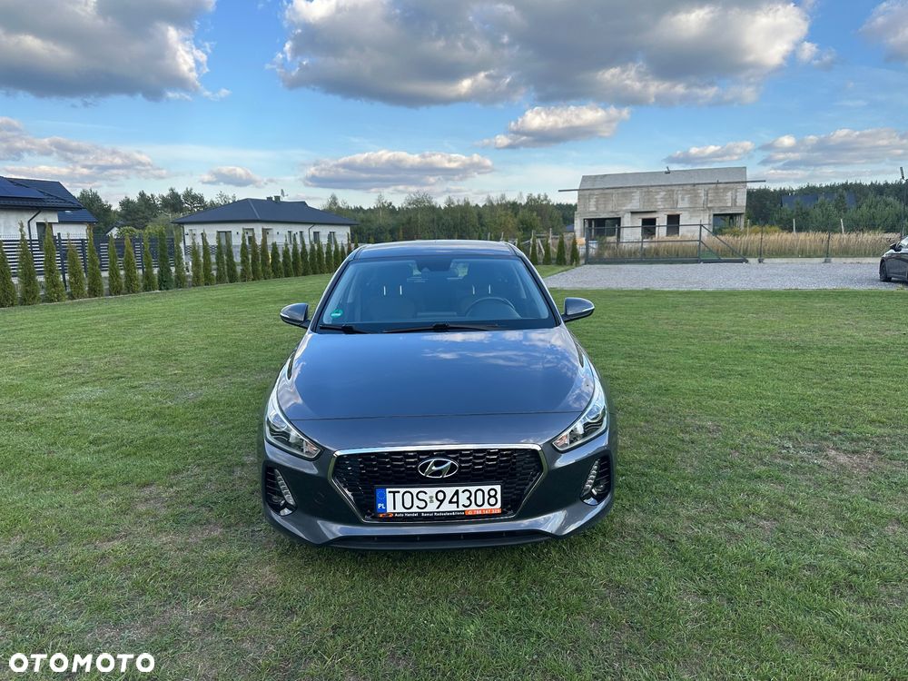 Hyundai i30 1.4 Classic + - 12