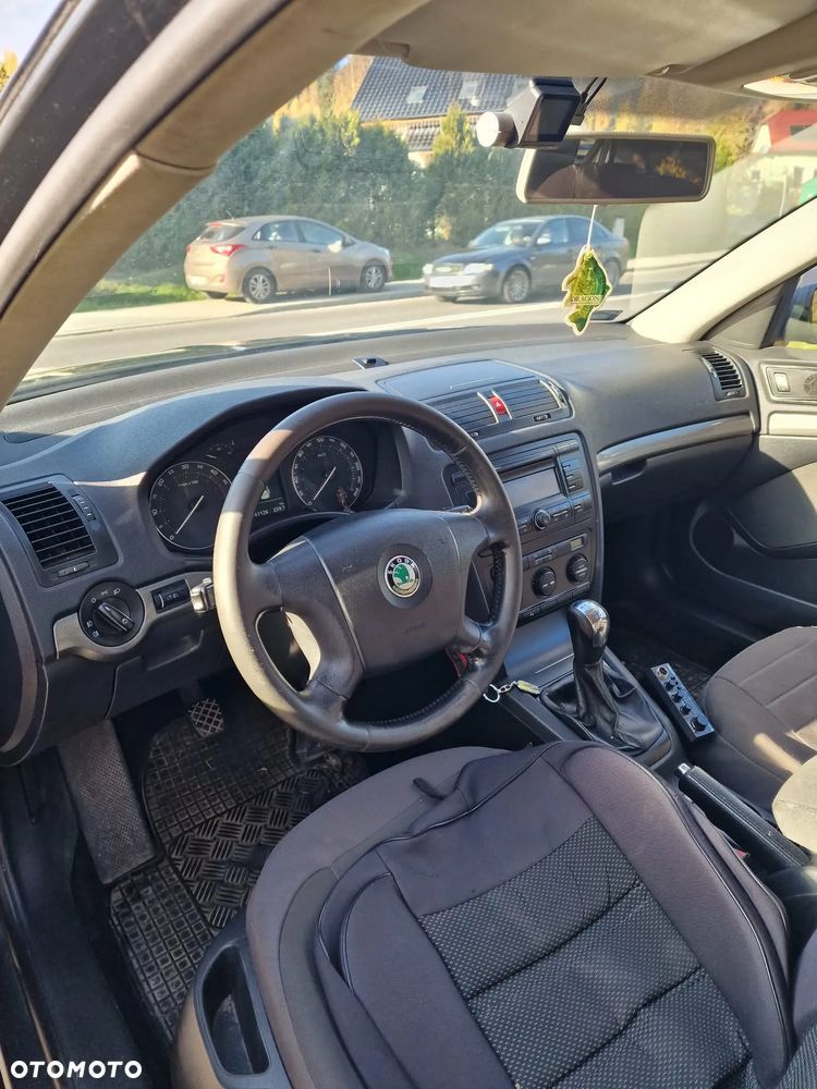 Skoda Octavia 2.0 TDI Elegance - 7