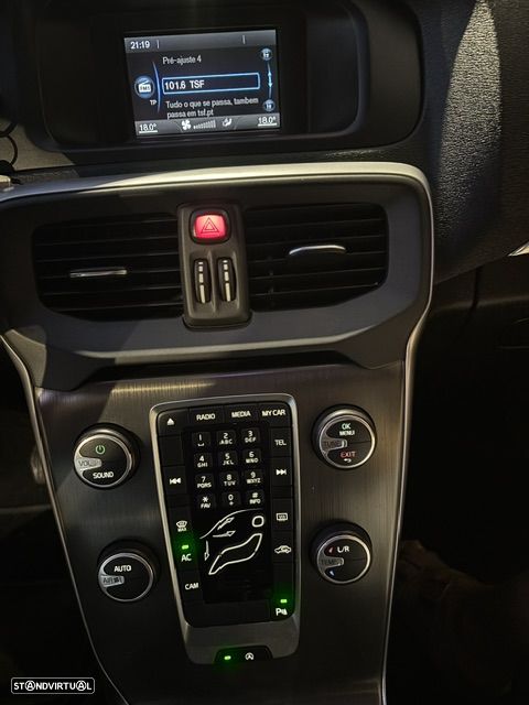 Volvo V40 1.6 D2 Eco Momentum - 10