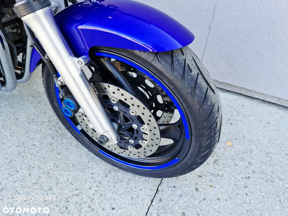 Yamaha XJR - 30