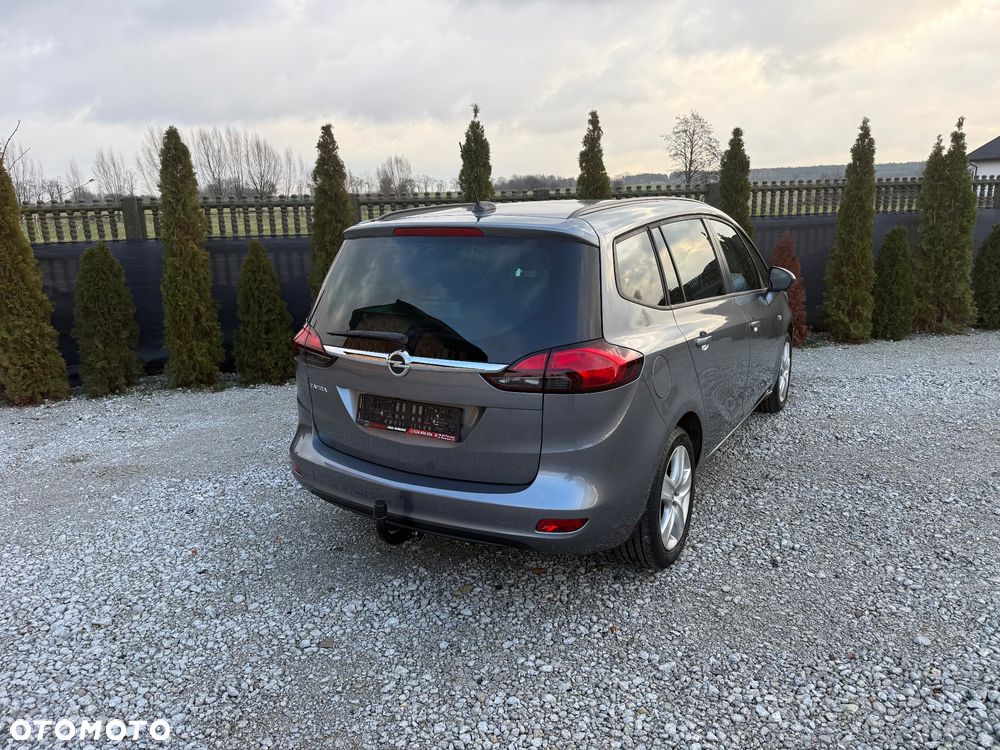 Opel Zafira - 11