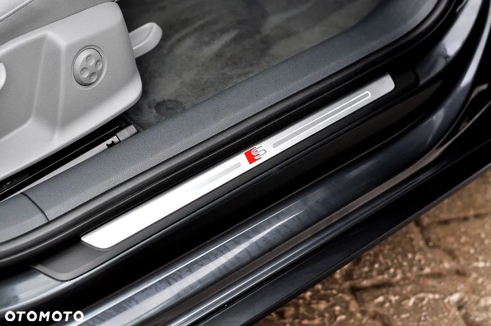 Audi A4 Avant 2.0 TFSI ultra S tronic sport - 18