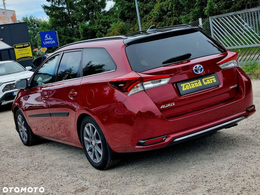 Toyota Auris Hybrid 135 Prestige - 7