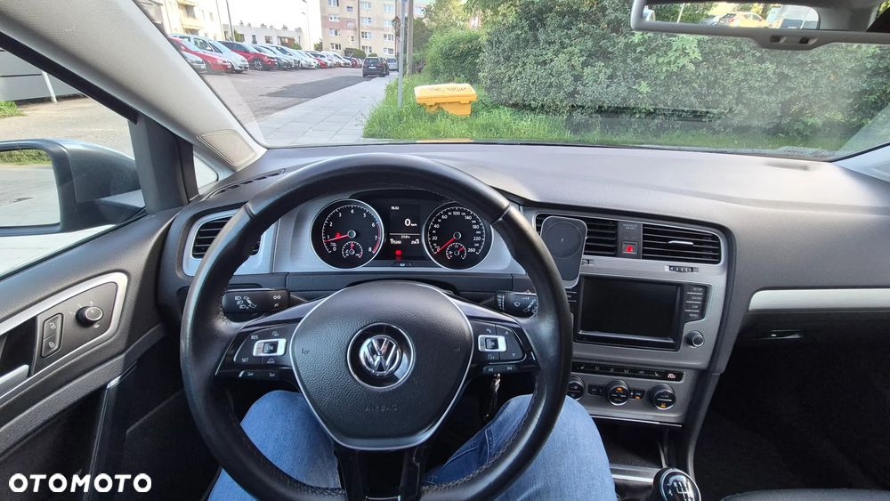 Volkswagen Golf 1.4 TSI BMT Comfortline - 15
