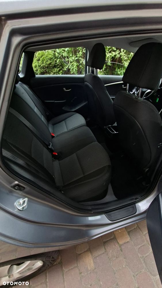 Hyundai i30 1.4 CRDi Comfort - 17