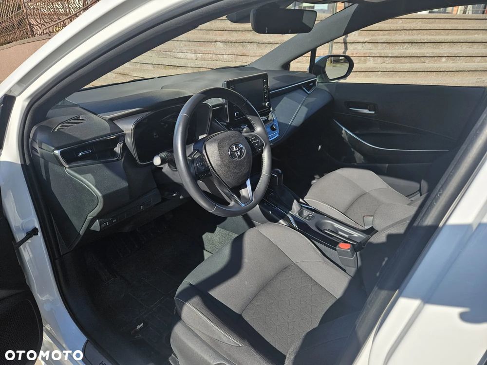 Toyota Corolla - 6