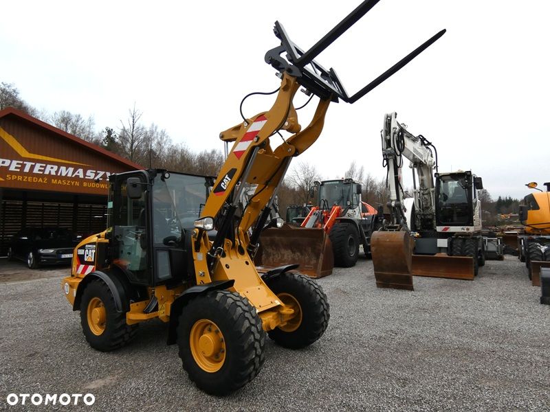 Caterpillar CAT 906M z Niemiec / 2018r / Super Stan / - 33