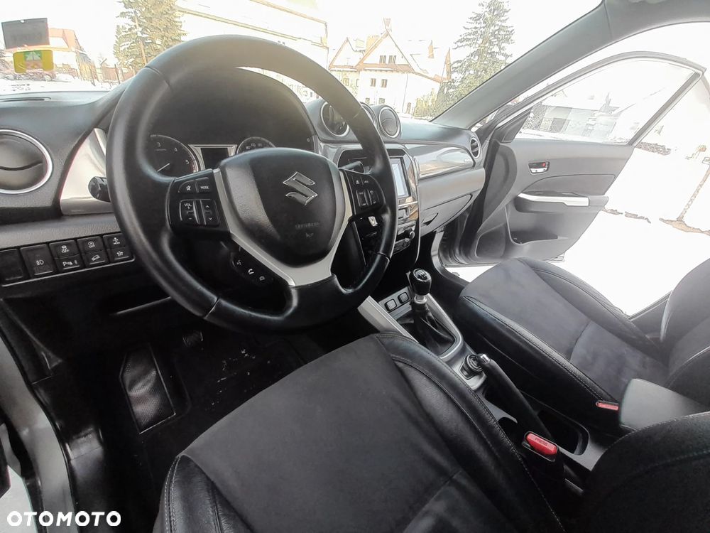 Suzuki Vitara 1.6 DDiS (4x4) Allgrip Comfort+ - 16