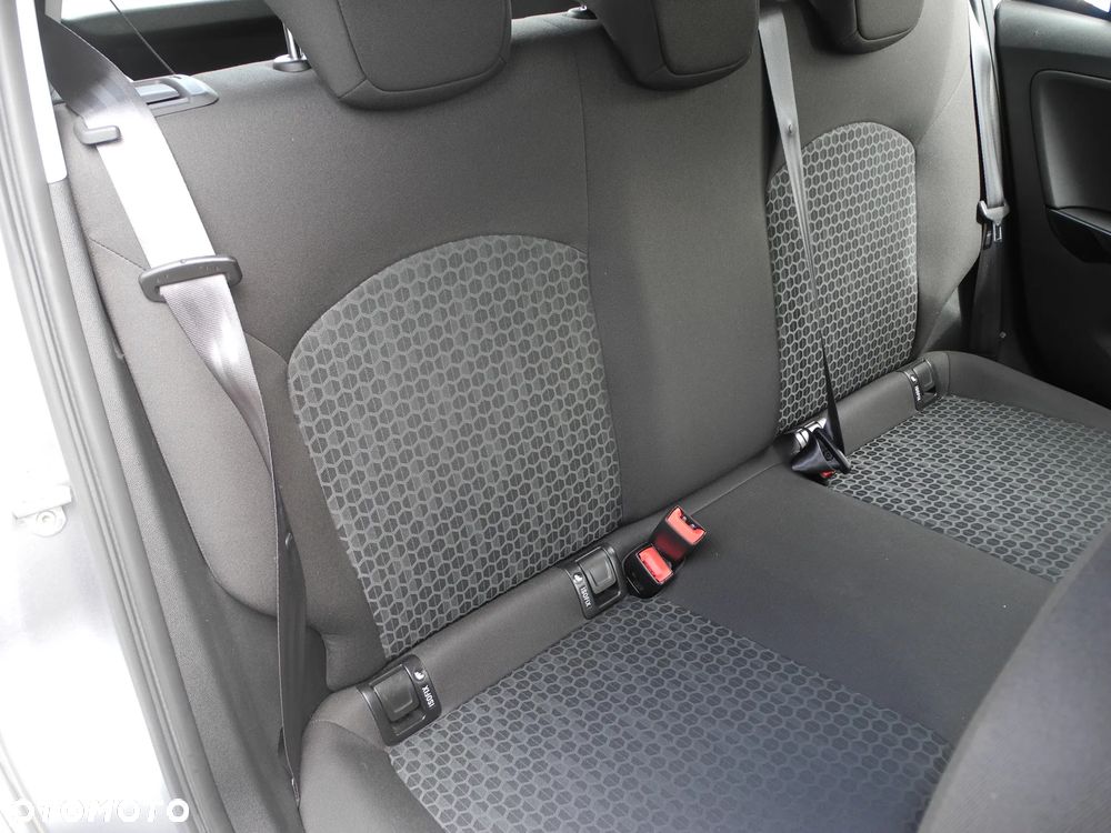 Opel Corsa - 19