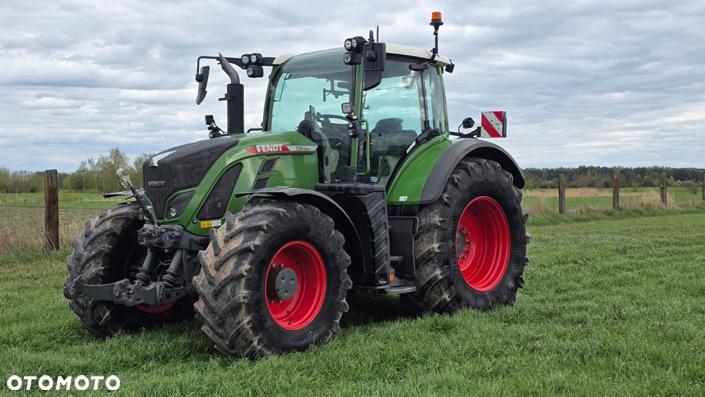 Fendt 724 vario - 12