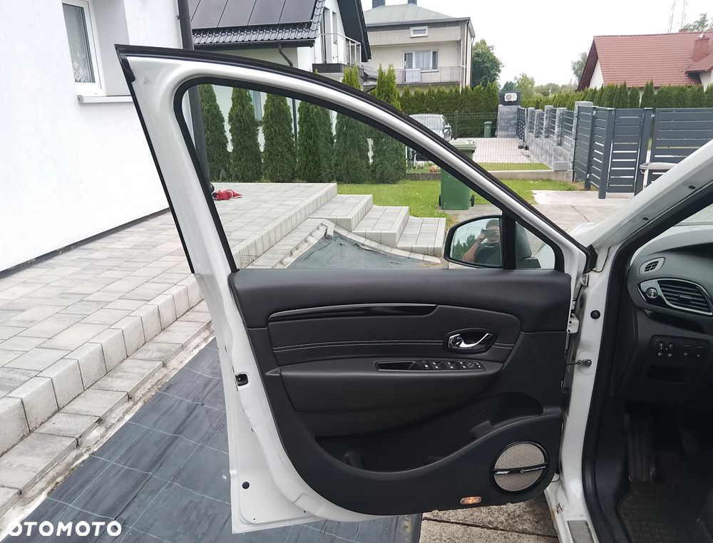 Renault Scenic 1.6 dCi Energy Bose Edition - 7