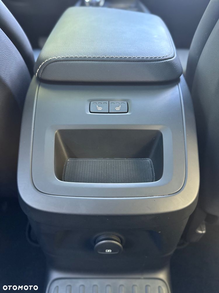 Volvo XC 60 T8 AWD Recharge Ultimate Black Edition - 31