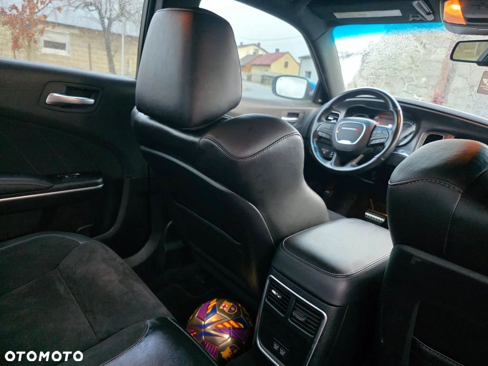 Dodge Charger 6.4 Scat Pack - 6