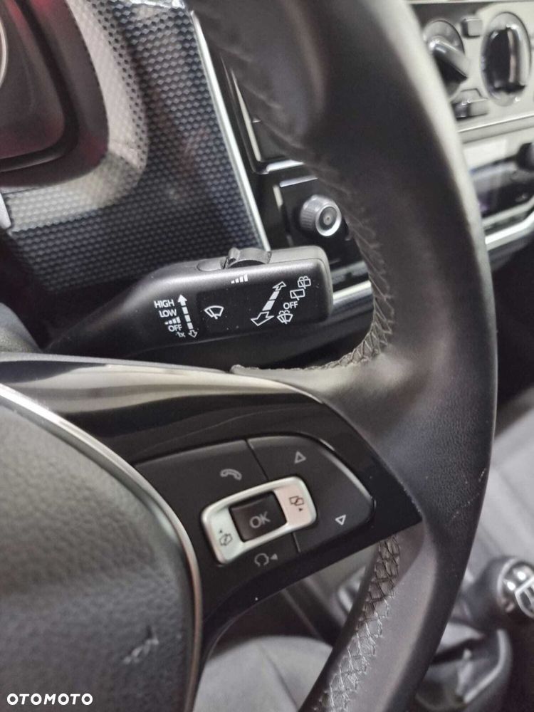 Volkswagen up! - 23