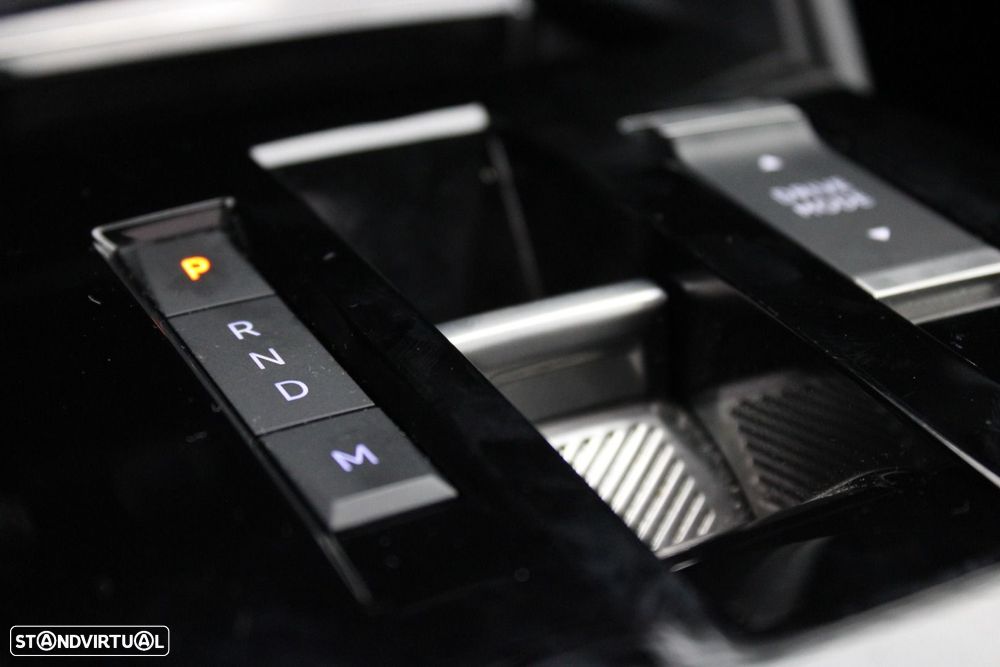 Citroën C4 X 1.2 PureTech Max EAT8 - 28