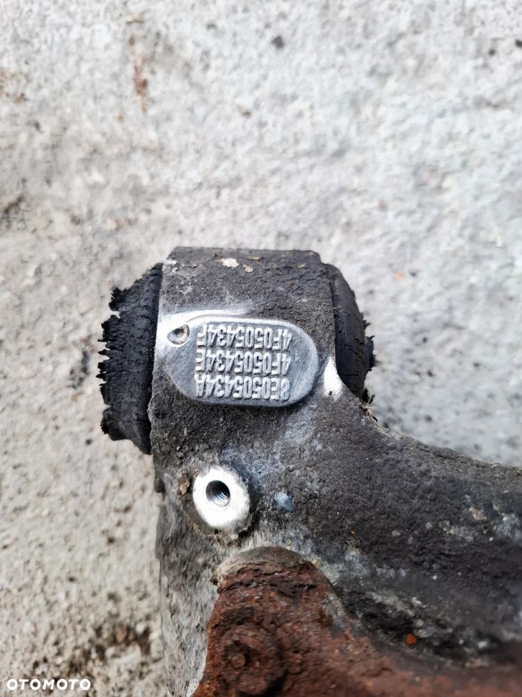 Zwrotnica Piasta Zawieszenie Koła Lewa/Prawa Lewy Tył Audi A6 C6 - 32
