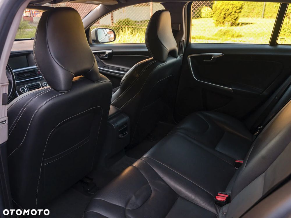 Volvo V60 - 14