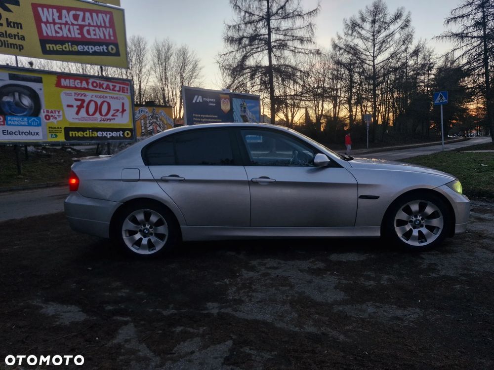 BMW Seria 3 325xi - 7