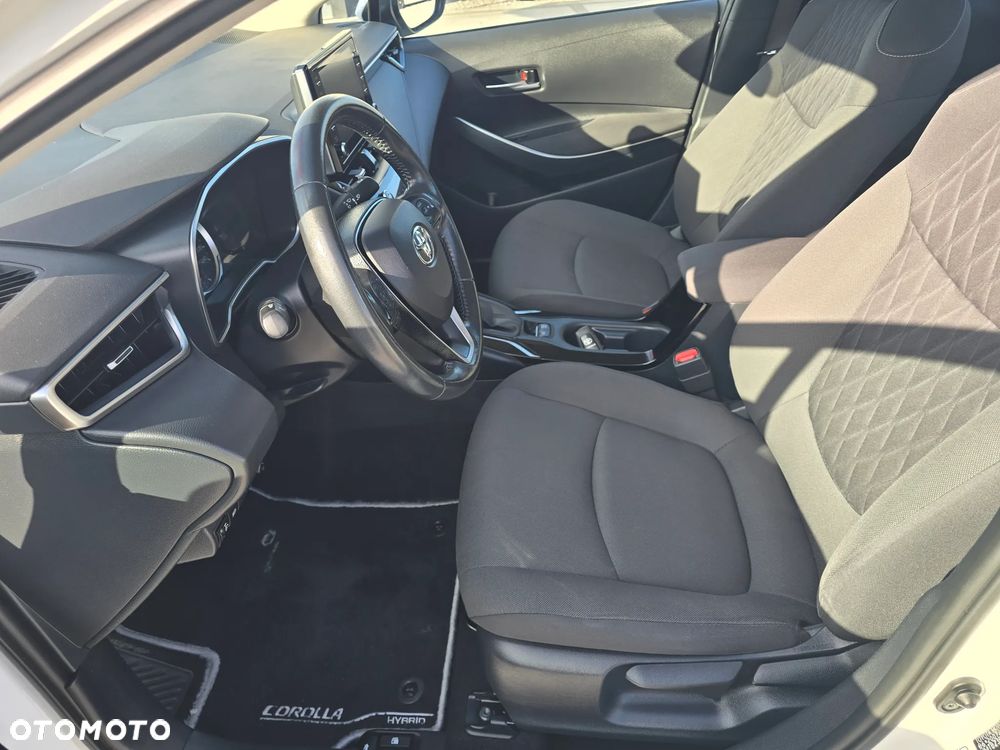 Toyota Corolla 1.8 Hybrid GPF Comfort - 24