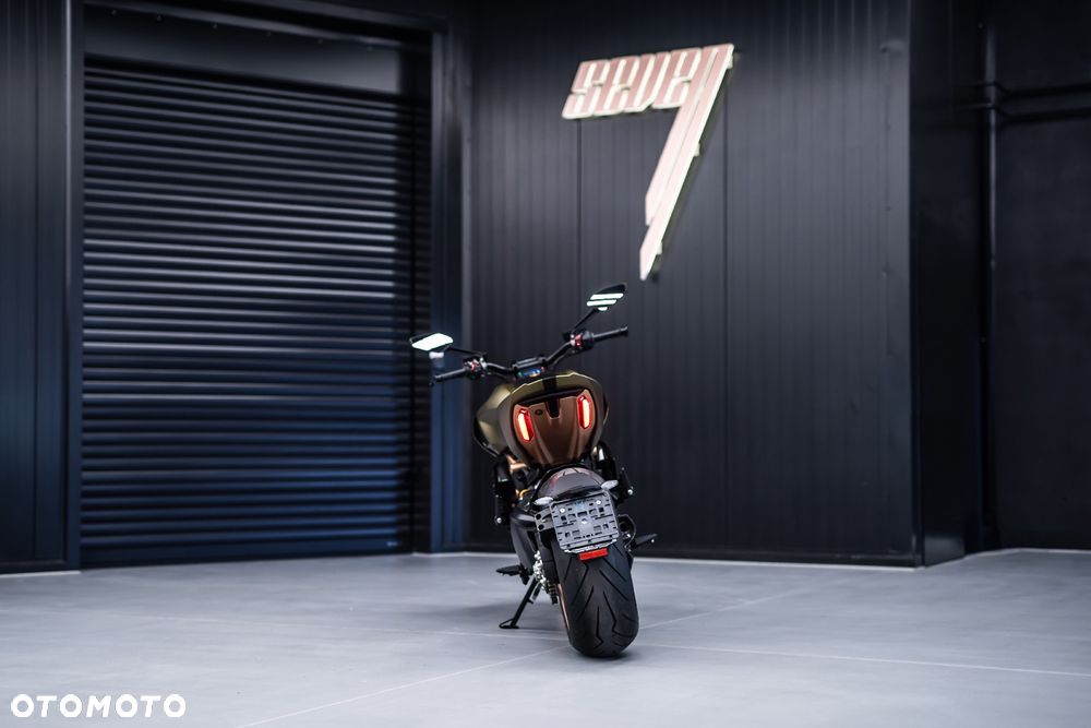 Ducati Diavel - 5