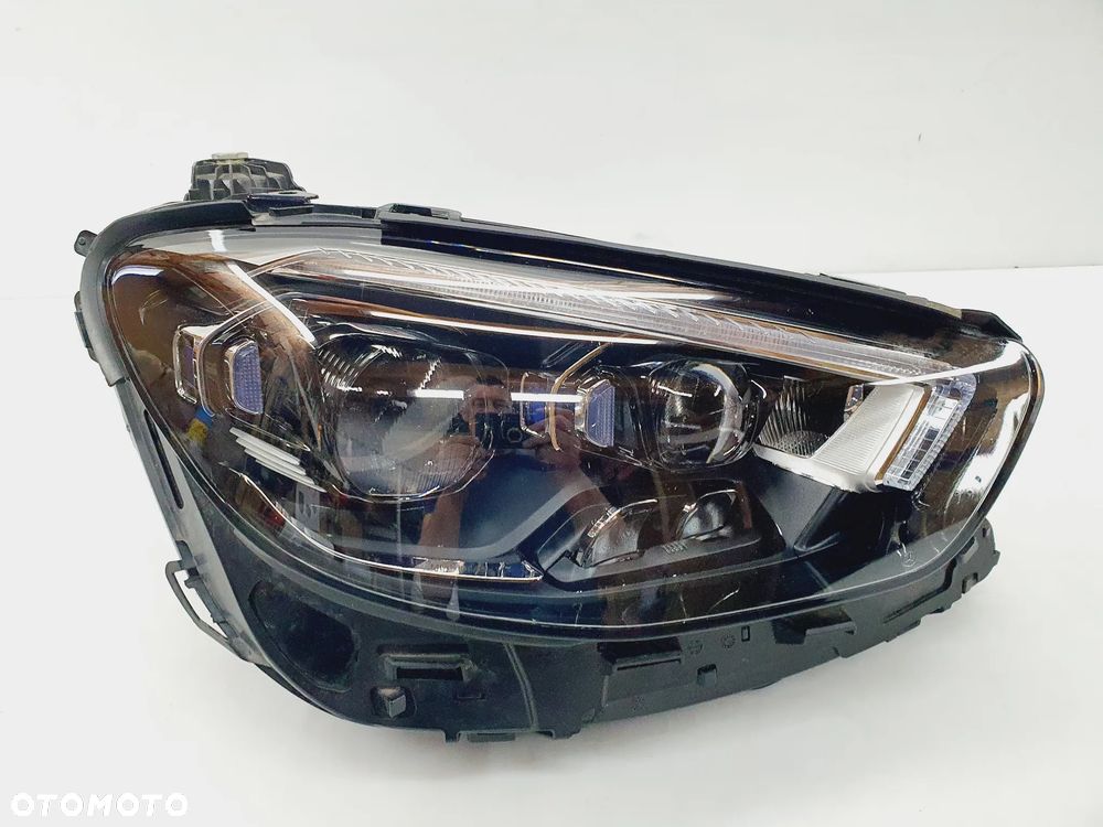 LAMPA PRAWA PRZÓD MERCEDES E KLASA W213 FULL LED LIFT MULTIBEAM A2139060210 - 2