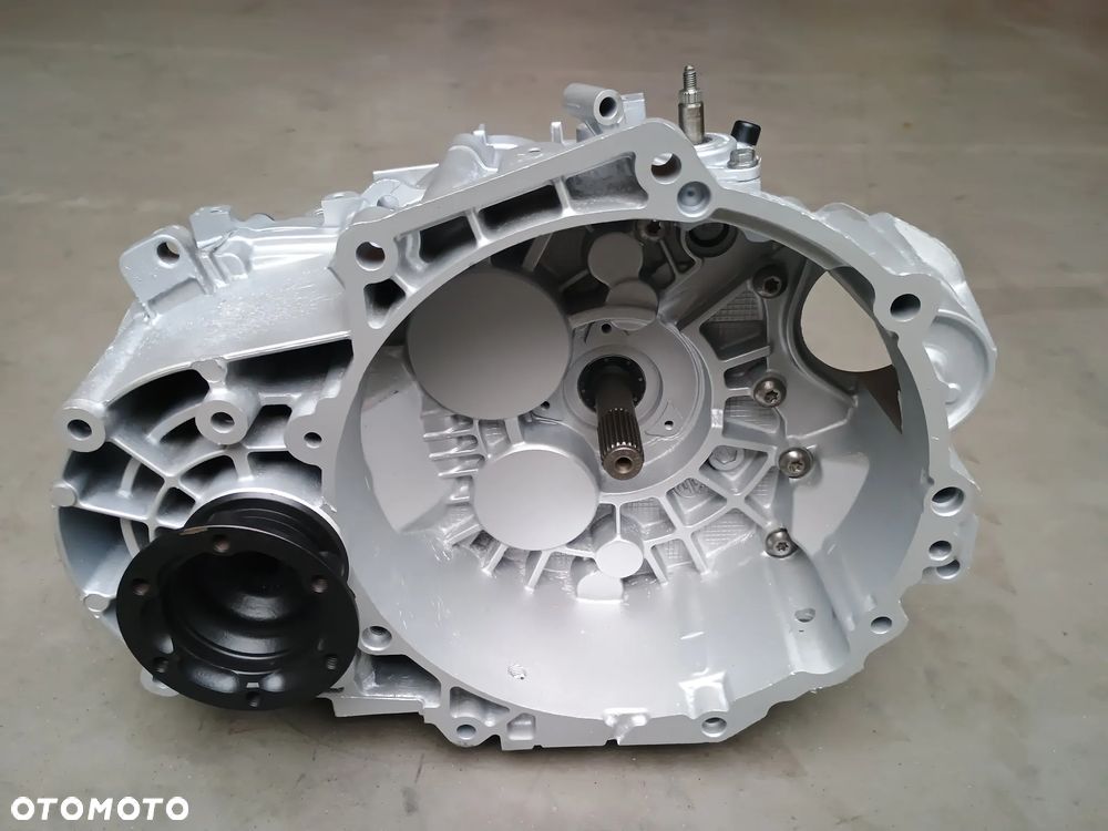 Skrzynia biegów NFU VW PASSAT 2.0 TDI S&S - 1