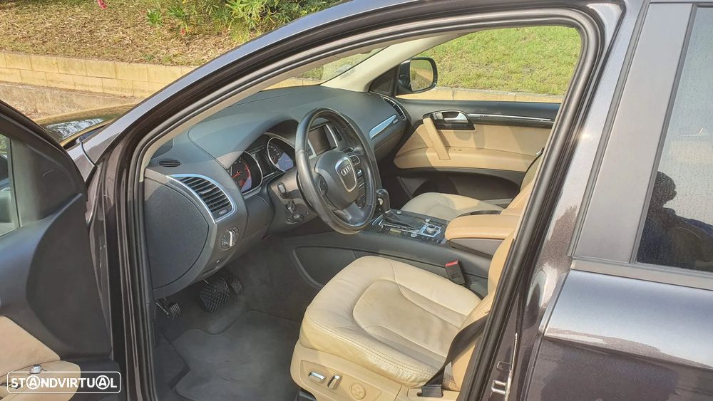 Audi Q7 4.2 V8 TDi quattro Tiptronic - 28