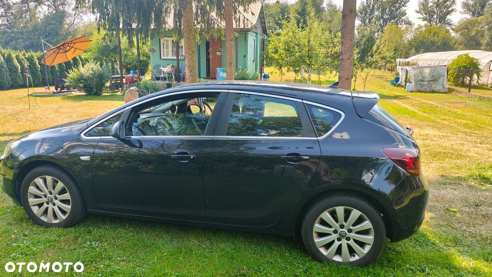 Opel Astra 2.0 CDTI Cosmo - 5