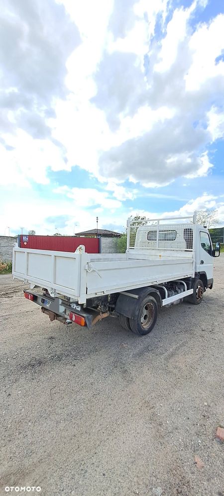 Mitsubishi Canter Fuso - 15