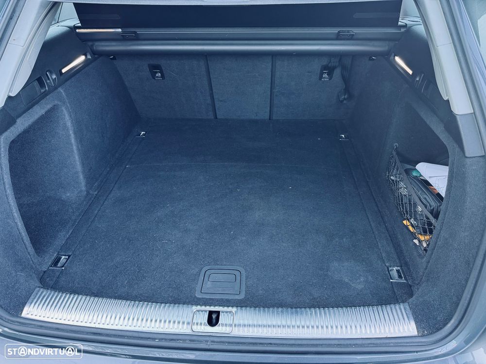 Audi A4 Avant 2.0 TDI - 7