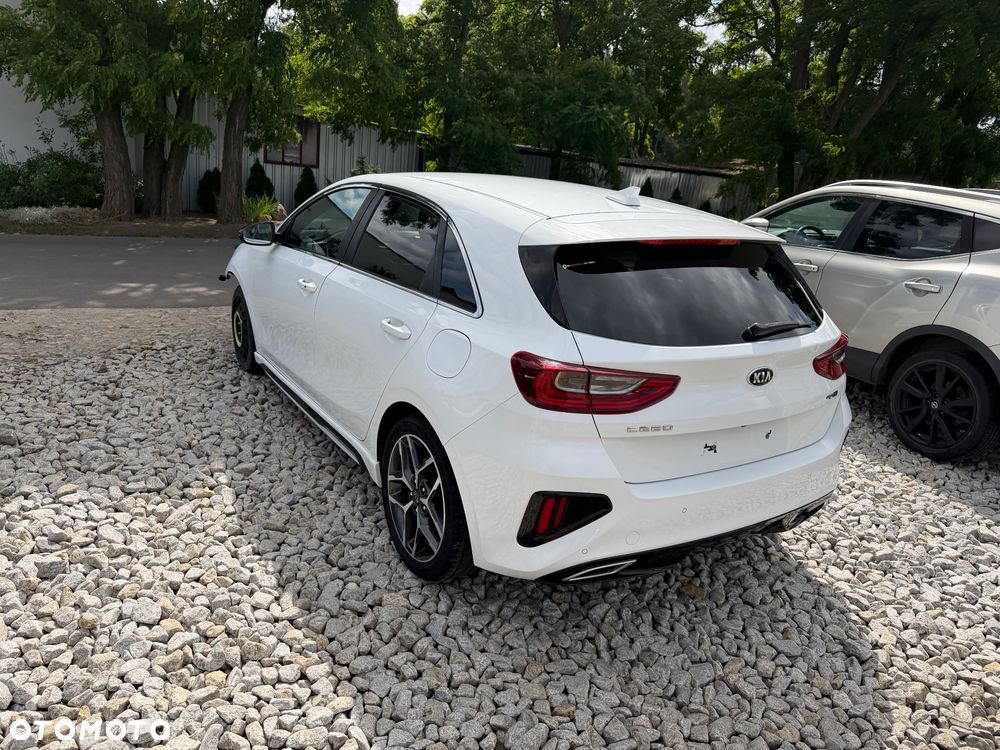 Kia Ceed 1.6 CRDi Eco-Dynamics+ (48V Mild-Hybrid) GT Line - 5