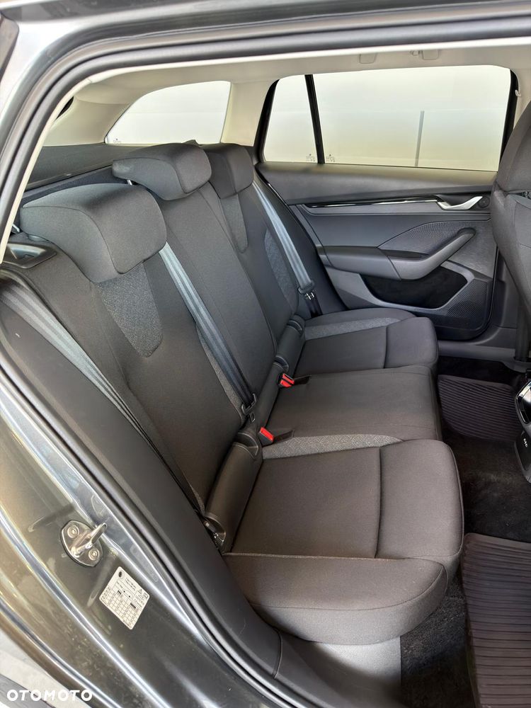 Skoda Octavia - 10