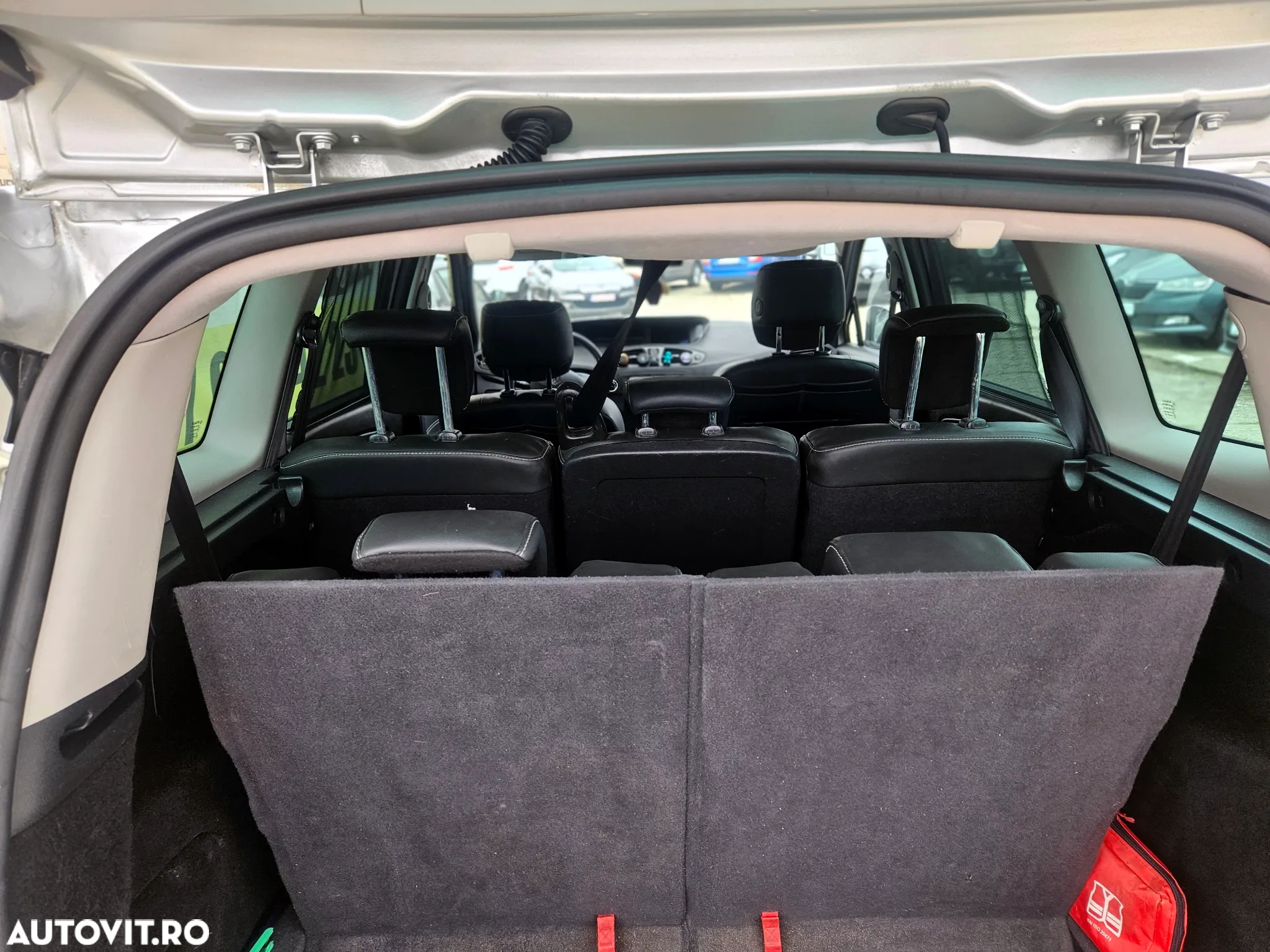 Renault Grand Scenic - 6