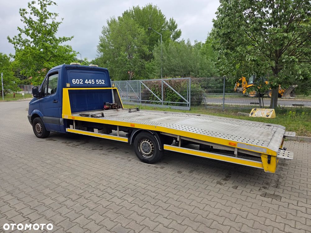 Mercedes-Benz Sprinter 319 - 7