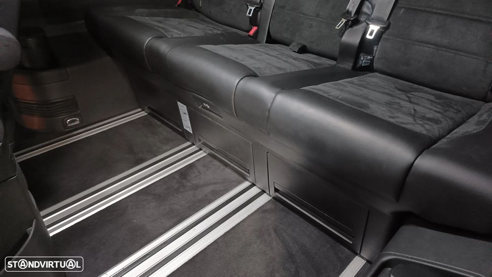 VW Multivan 2.0 TDI Highline DSG - 27