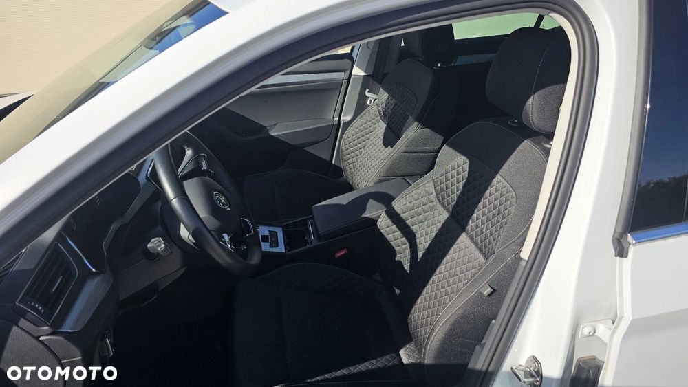 Skoda Superb 1.5 TSI Ambition DSG - 20