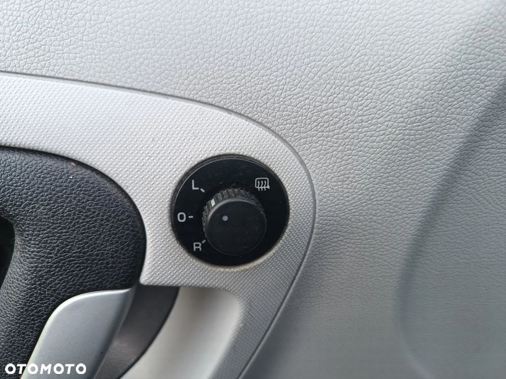 Skoda Roomster 1.6 16V - 13