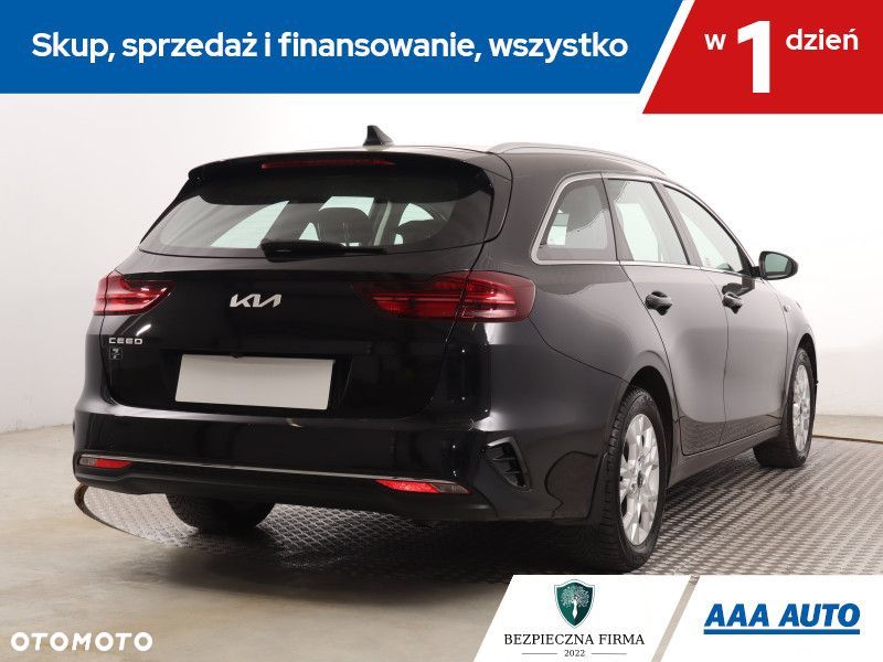 Kia Ceed - 7