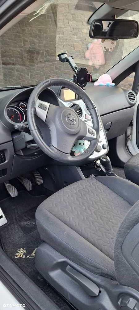 Opel Corsa - 7