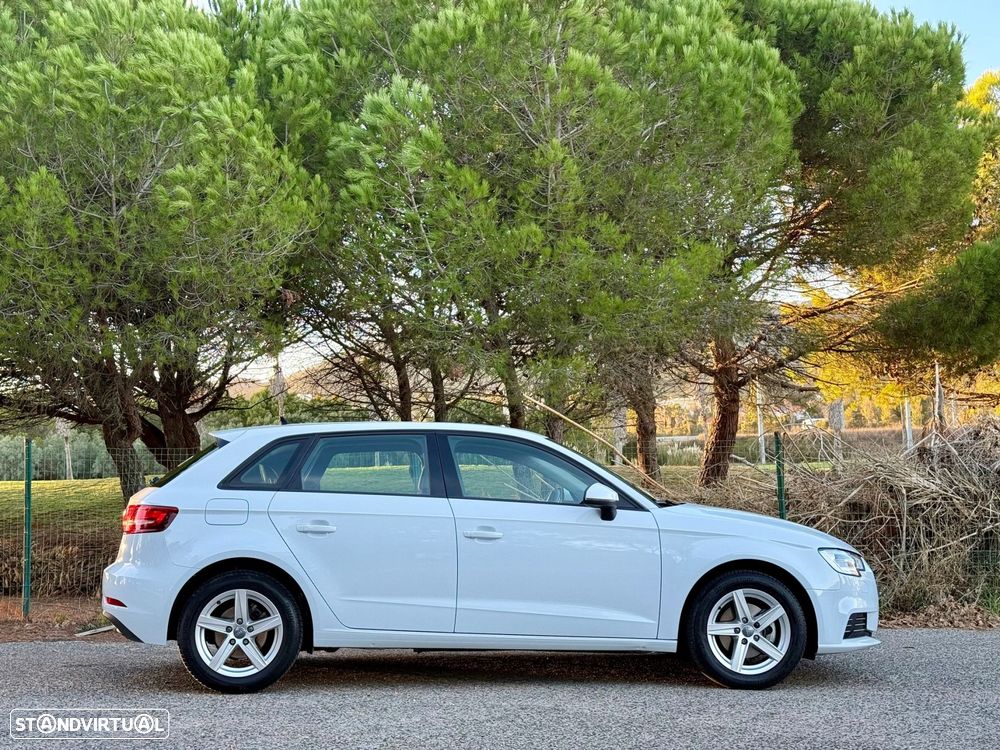 Audi A3 Sportback 30 TDI - 10