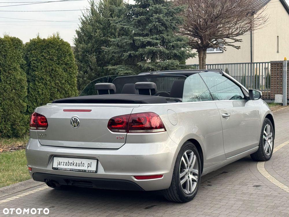 Volkswagen Golf - 6
