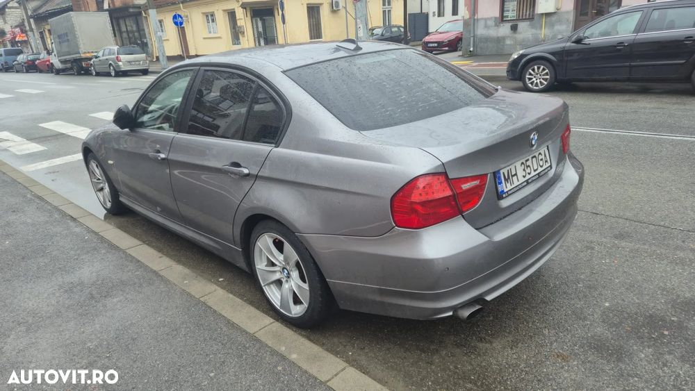 BMW Seria 3 318d DPF - 5