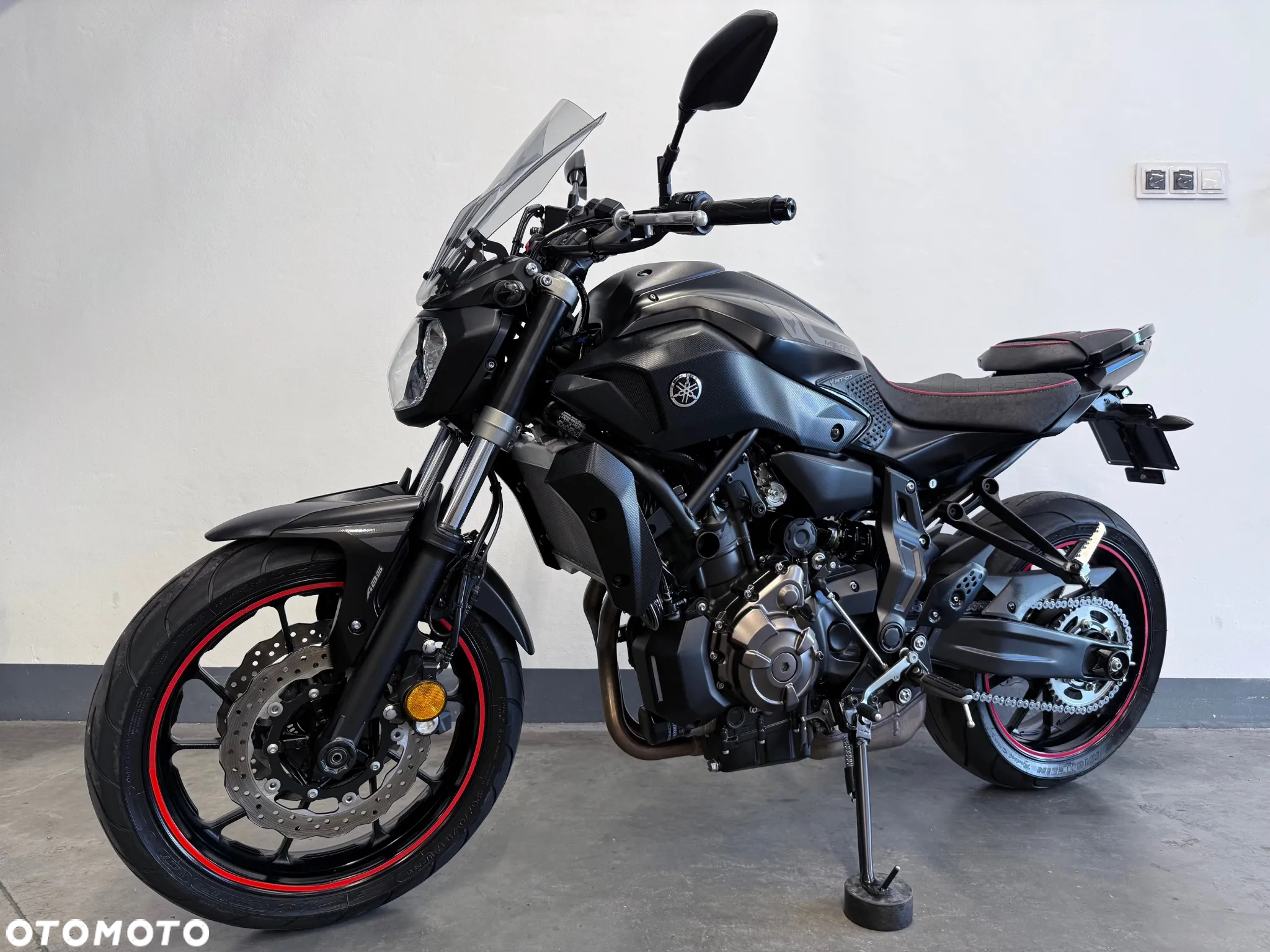 Yamaha MT - 6