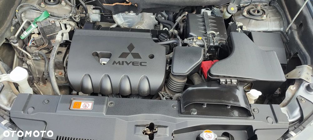 Mitsubishi Outlander 2.0 2WD CVT Active - 14