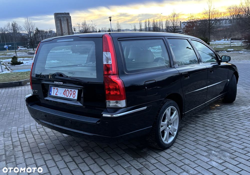 Volvo V70 2.4 Momentum - 5